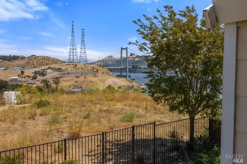 421 Jade Cir, Vallejo, CA 94590 photo 21