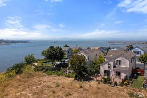 421 Jade Cir, Vallejo, CA 94590 photo 4