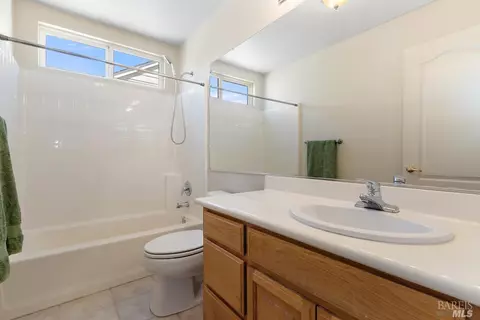 421 Jade Cir, Vallejo, CA 94590 photo 30