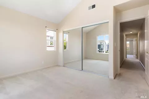 421 Jade Cir, Vallejo, CA 94590 photo 28