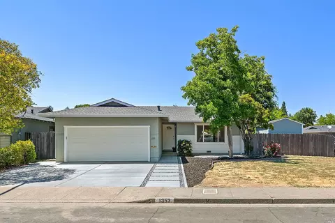 1353 Lupine Rd, Healdsburg, CA 95448