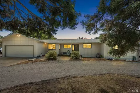 3241 Skillman Ln, Petaluma, CA 94952