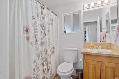 8153 Willow St, Windsor, CA 95492 photo 12