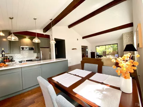 2102 Clay St, Napa, CA 94559