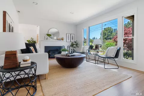 3110 Rocklin Dr, Santa Rosa, CA 95405