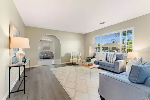 1001 E Tennessee Ct, Fairfield, CA 94533 photo 11