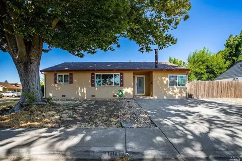 1001 E Tennessee Ct, Fairfield, CA 94533 photo 2