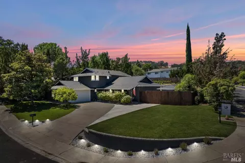 100 Vista View Dr, Vacaville, CA 95688