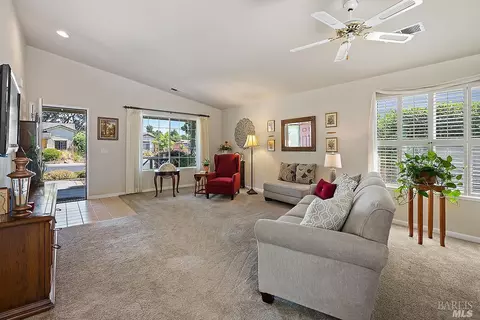 743 Willowood Way, Windsor, CA 95492 photo 4