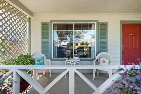 743 Willowood Way, Windsor, CA 95492 photo 2