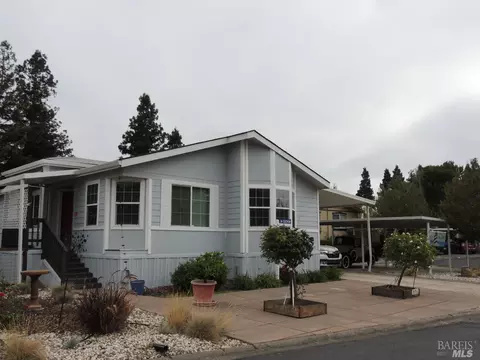 176 W Seven Flags Cir, Sonoma, CA 95476