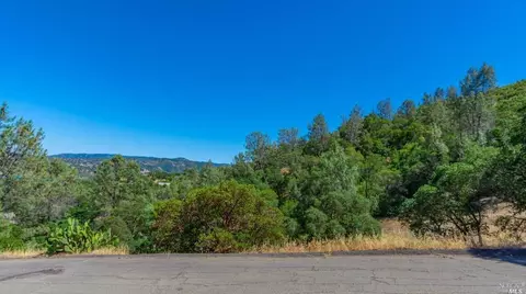 253 Sugarloaf Dr, Napa, CA 94558 photo 7