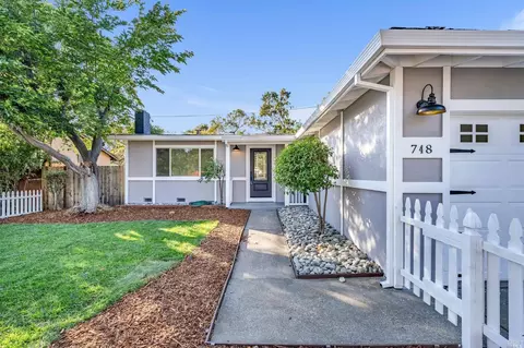 748 Nightingale Dr, Fairfield, CA 94533 photo 6