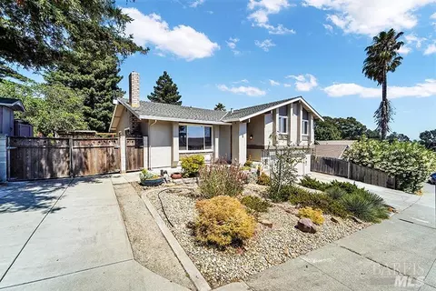 459 Ofarrell Dr, Benicia, CA 94510 photo 2