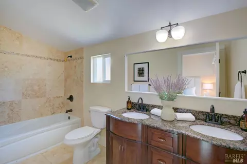 1342 A St, Napa, CA 94559 photo 19