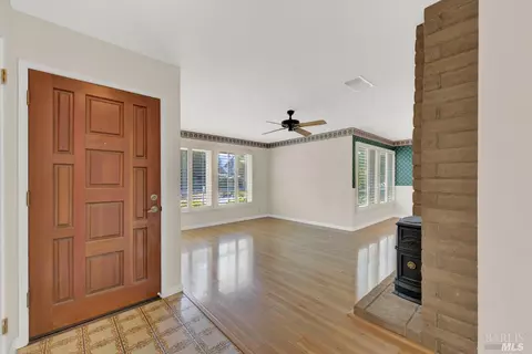 1110 Mulberry Ln, Dixon, CA 95620 photo 9