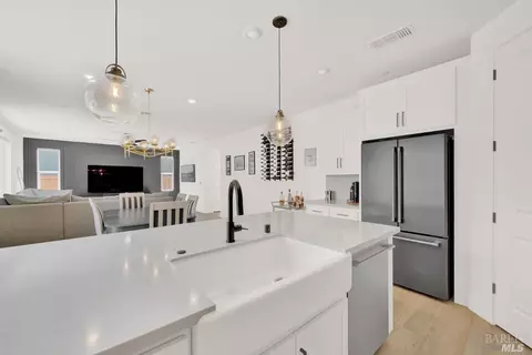 2412 Azure Pl, Fairfield, CA 94533 photo 26