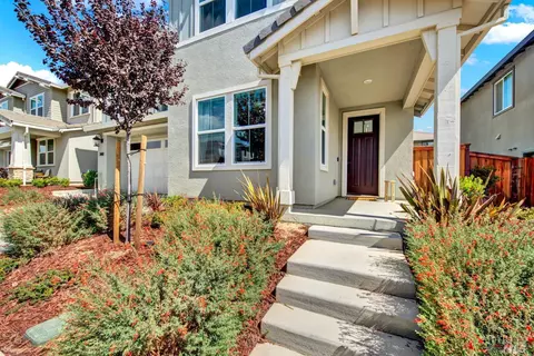 2412 Azure Pl, Fairfield, CA 94533 photo 7