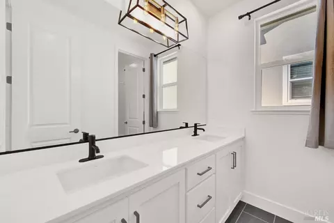 2412 Azure Pl, Fairfield, CA 94533 photo 42