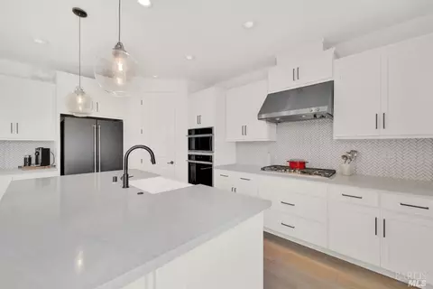 2412 Azure Pl, Fairfield, CA 94533 photo 20
