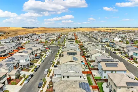 2412 Azure Pl, Fairfield, CA 94533 photo 62