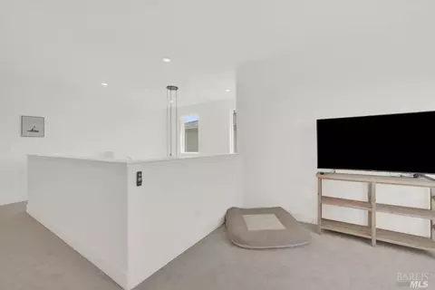 2412 Azure Pl, Fairfield, CA 94533 photo 38