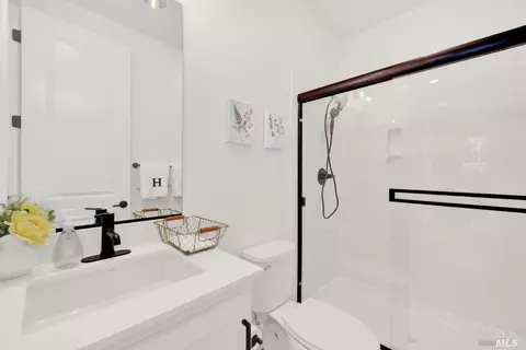 2412 Azure Pl, Fairfield, CA 94533 photo 33