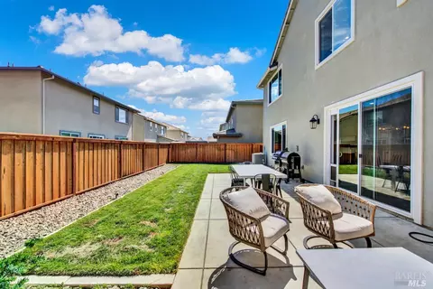 2412 Azure Pl, Fairfield, CA 94533 photo 73