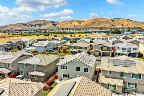 2412 Azure Pl, Fairfield, CA 94533 photo 65