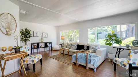 109 Ensenada Dr, Novato, CA 94949