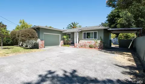 1102 Burbank Ave, Santa Rosa, CA 95407
