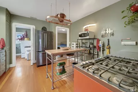531 Kentucky St, Vallejo, CA 94590 photo 8