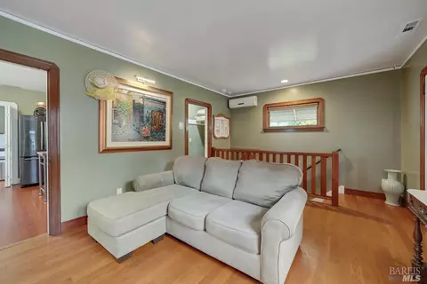 531 Kentucky St, Vallejo, CA 94590 photo 5