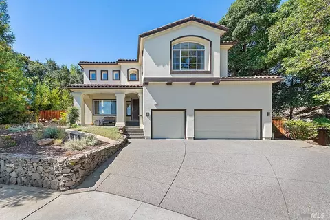 165 Yulupa Cir, Santa Rosa, CA 95405
