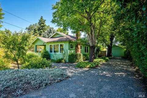 669 N Bush St, Ukiah, CA 95482