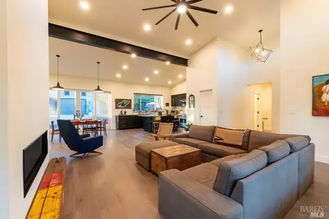 601 W School St, Cotati, CA 94931 photo 15