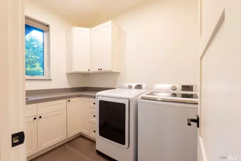 601 W School St, Cotati, CA 94931 photo 33