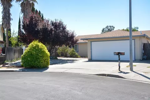 140 Weymouth Ct, Vacaville, CA 95687