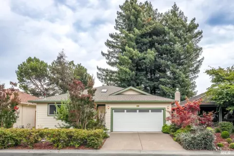 1188 Orchard St, Healdsburg, CA 95448