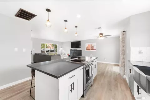 725 Lockwood Dr, Vallejo, CA 94591 photo 14