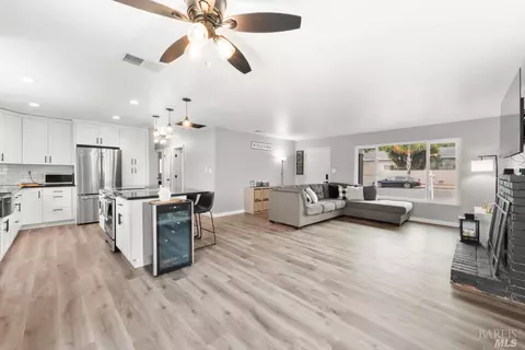 725 Lockwood Dr, Vallejo, CA 94591 photo 12