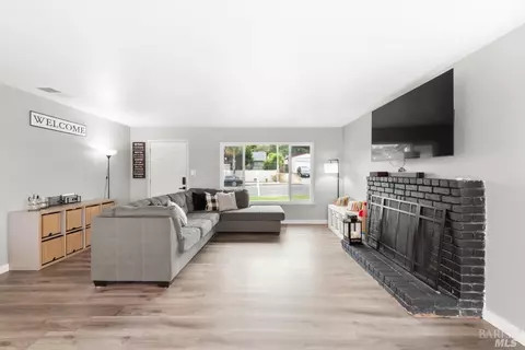 725 Lockwood Dr, Vallejo, CA 94591 photo 10