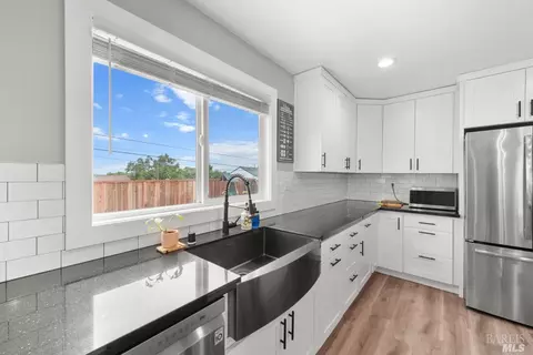 725 Lockwood Dr, Vallejo, CA 94591 photo 16