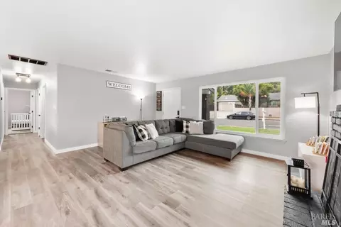 725 Lockwood Dr, Vallejo, CA 94591 photo 11