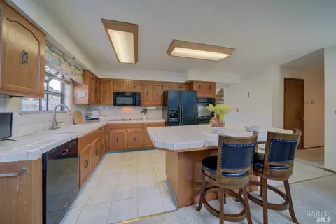 211 Magill St, Vallejo, CA 94589 photo 16