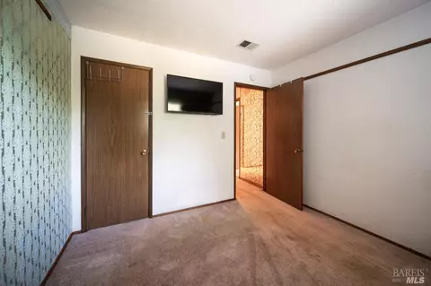 211 Magill St, Vallejo, CA 94589 photo 25
