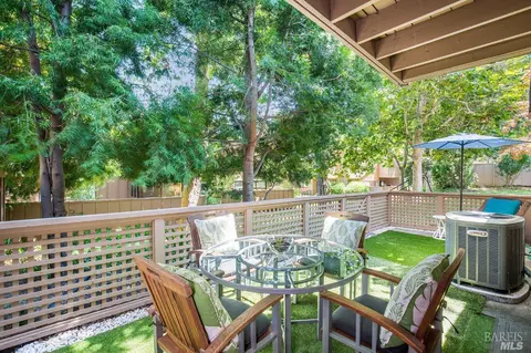 77 Flicker Dr, Novato, CA 94949 photo 32