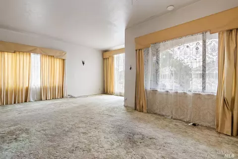 321 Garretson Ave, Rodeo, CA 94572 photo 6