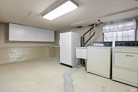 321 Garretson Ave, Rodeo, CA 94572 photo 17