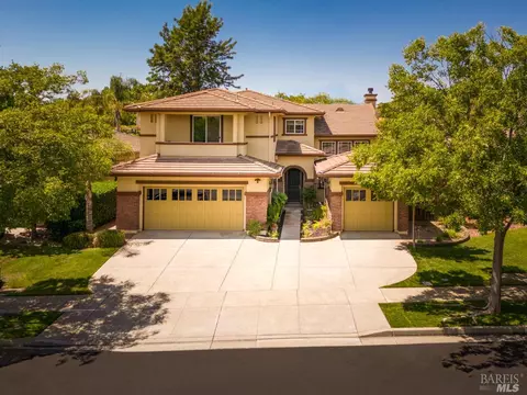 4378 The Masters Dr, Fairfield, CA 94533